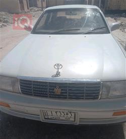 تۆیۆتا کراون